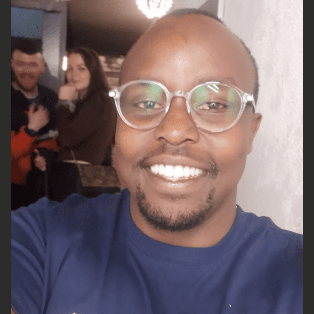 Fridays £2,000 Cash For £1.99