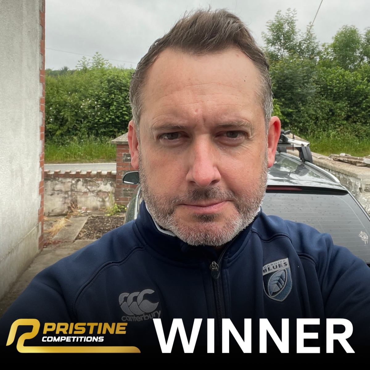 Nintendo Switch (OLED Model) with Fifa 24 & Mario Kart 8 Deluxe #2