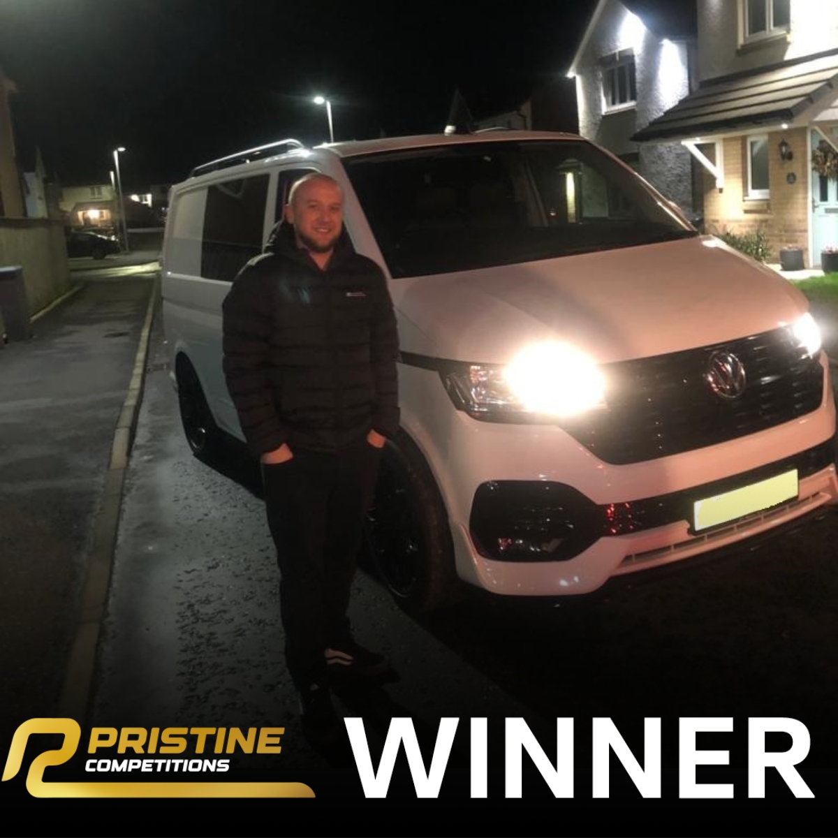 2020 Volkswagen Transporter Crew Van & 30PC Dewalt Power Tool Kit