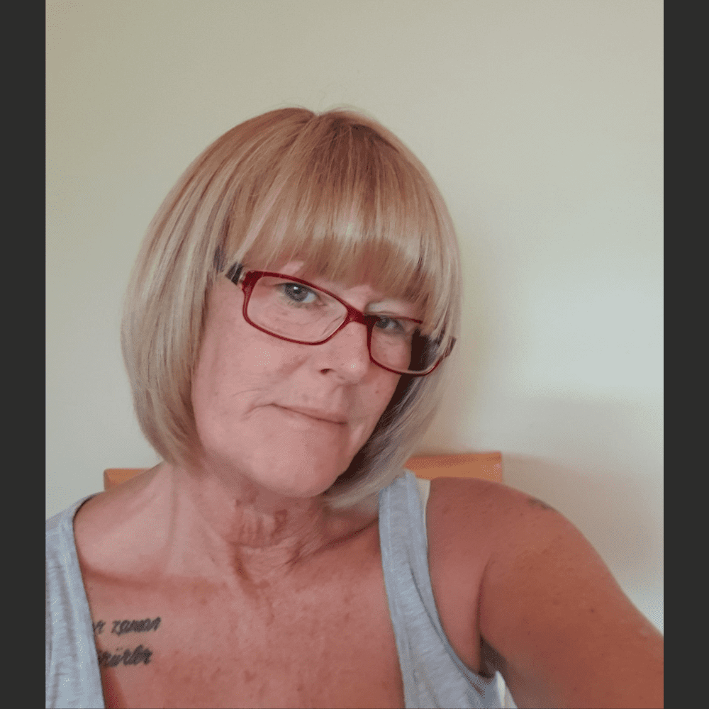 Fridays £2,000 Cash For £1.99