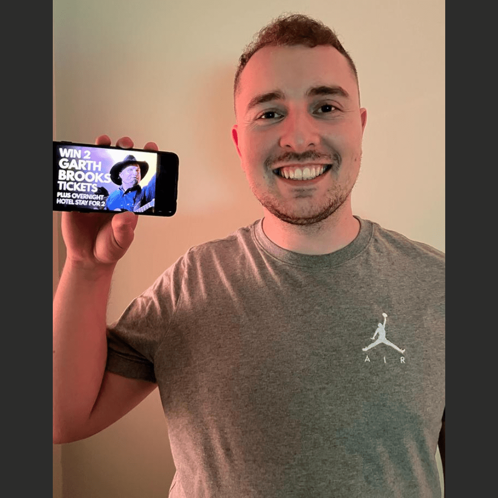 2 Garth Brooks Tickets & 4* Overnight Stay #4