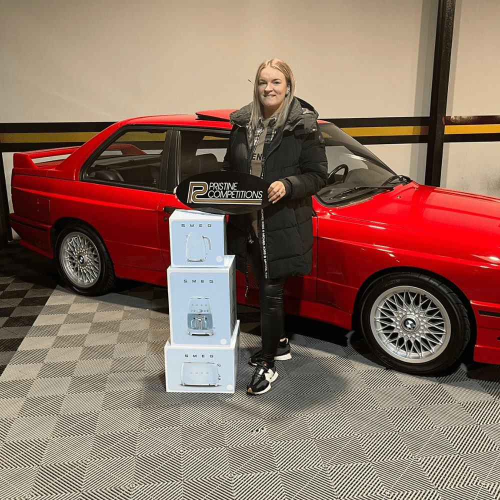 Smeg Retro Kitchen Bundle or £500 Tax Free Cash