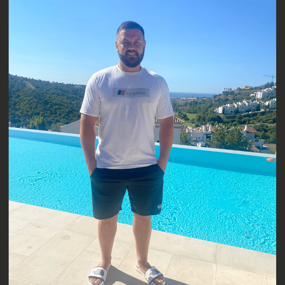 2 Garth Brooks Tickets & 4* Overnight Stay #2