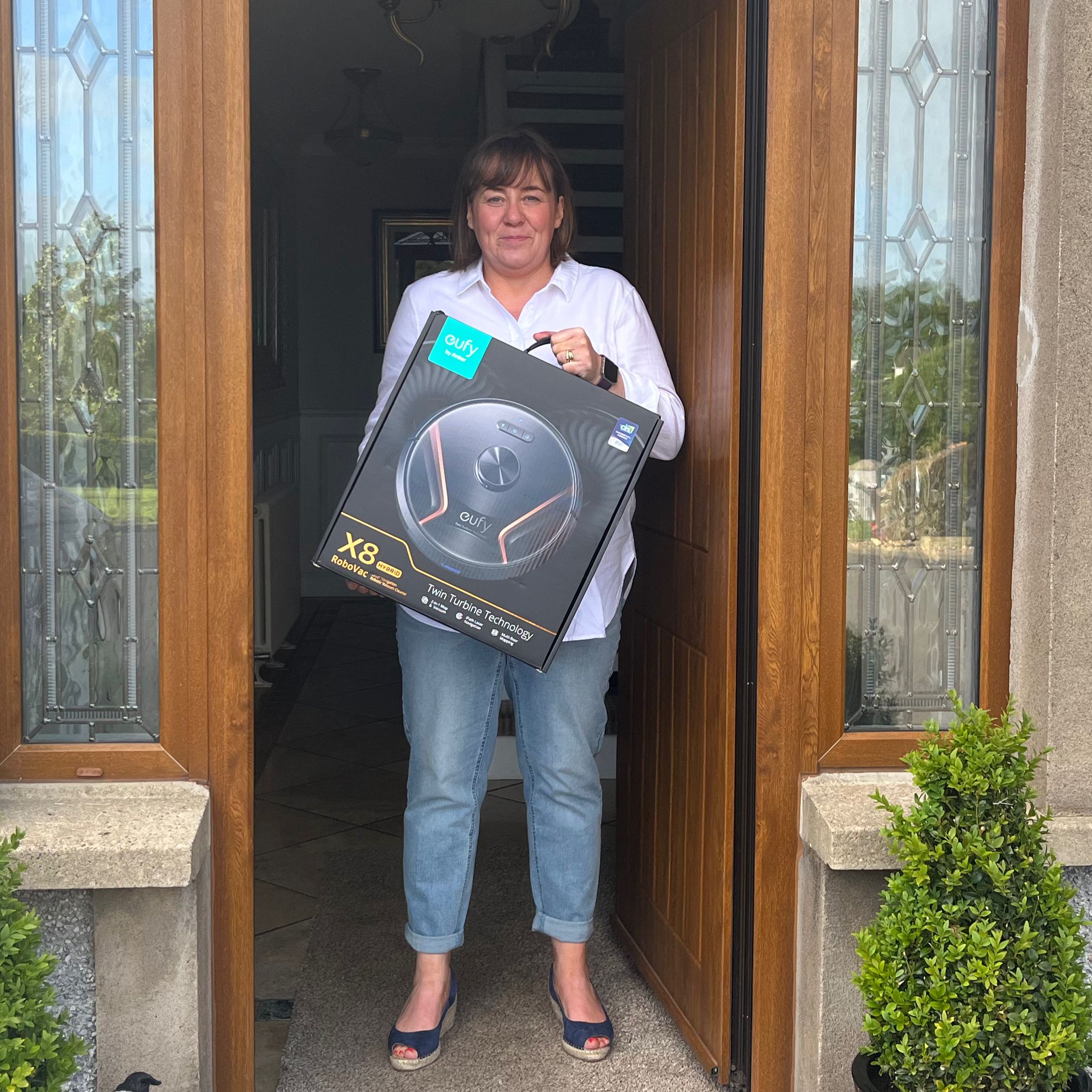 EUFY RoboVac X8 Hybrid Robot Vacuum Cleaner