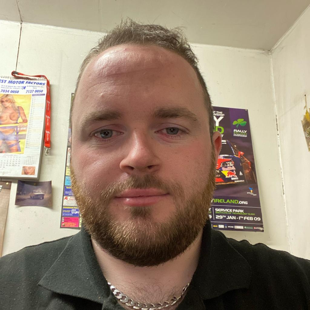 2 Garth Brooks Tickets & 4* Overnight Stay #5